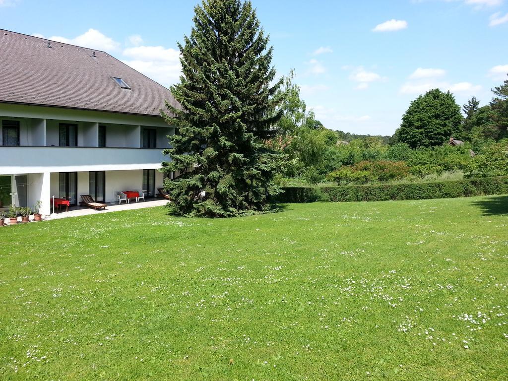 Gasthof Gerhart Hotel Perchtoldsdorf Exterior photo