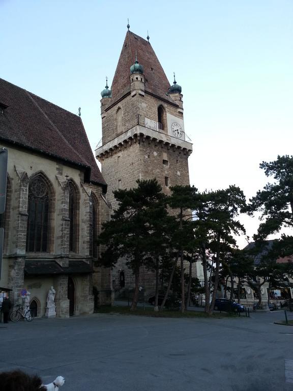 Gasthof Gerhart Hotel Perchtoldsdorf Exterior photo